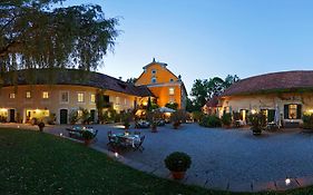 Schloss Gamlitz